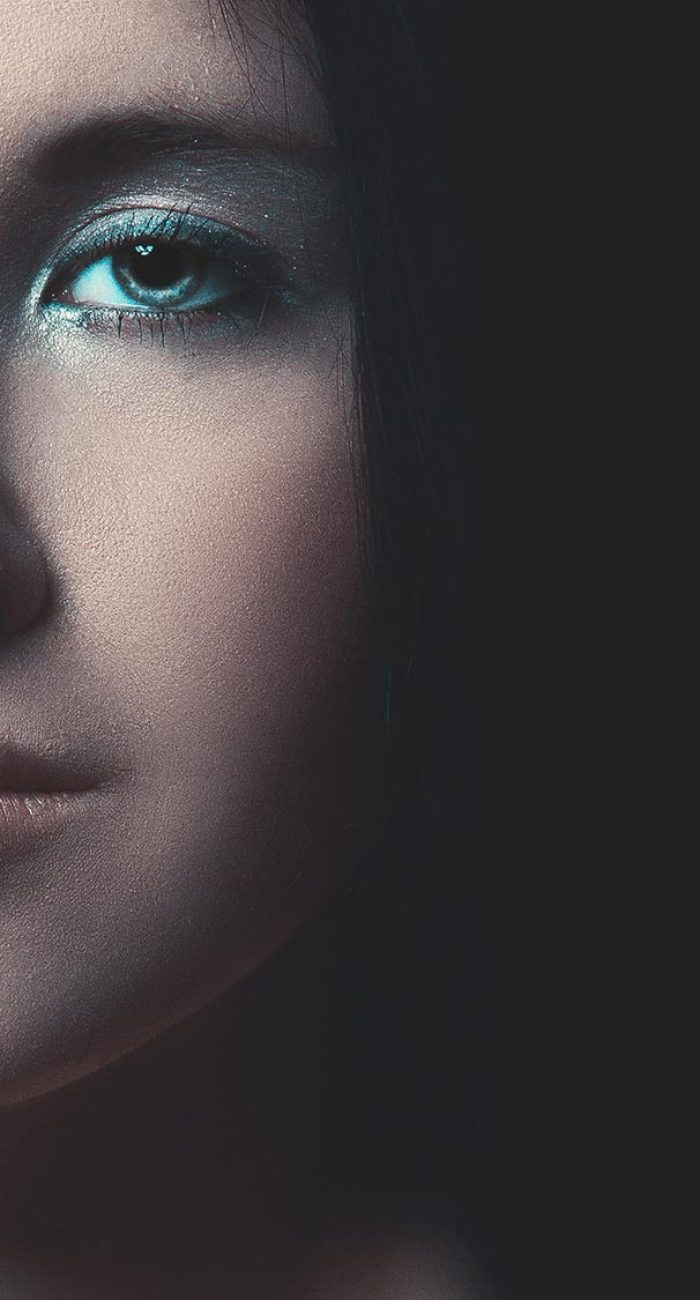 mystical-portrait-of-a-girl-1344644_1920-opt